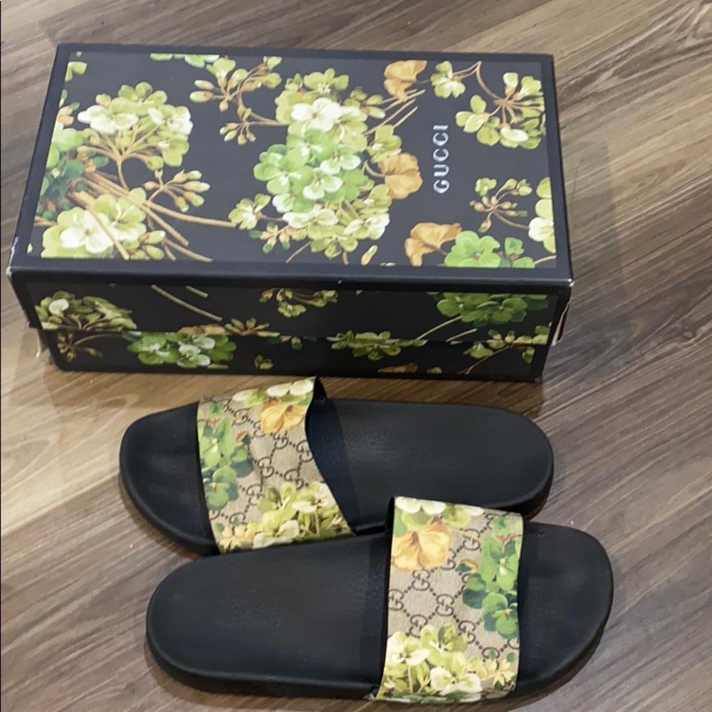 Men’s Gucci Floral Print Slides Sandals